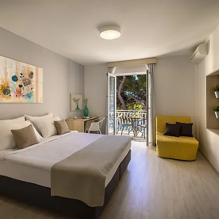 Bellevue Maradiso Village By Aminess Feriepark 4*